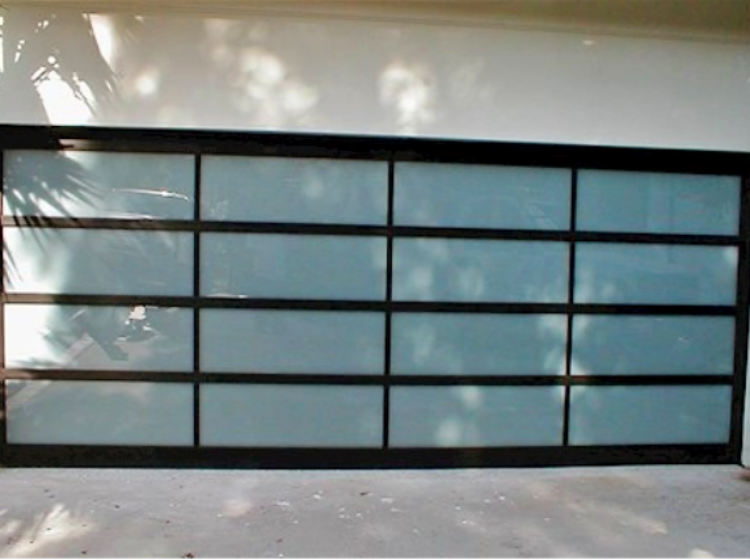 http://www.lgbuildersinc.com/wp-content/uploads/2019/11/Garage-Door-Installation-Los-Angeles_5-750x560.png